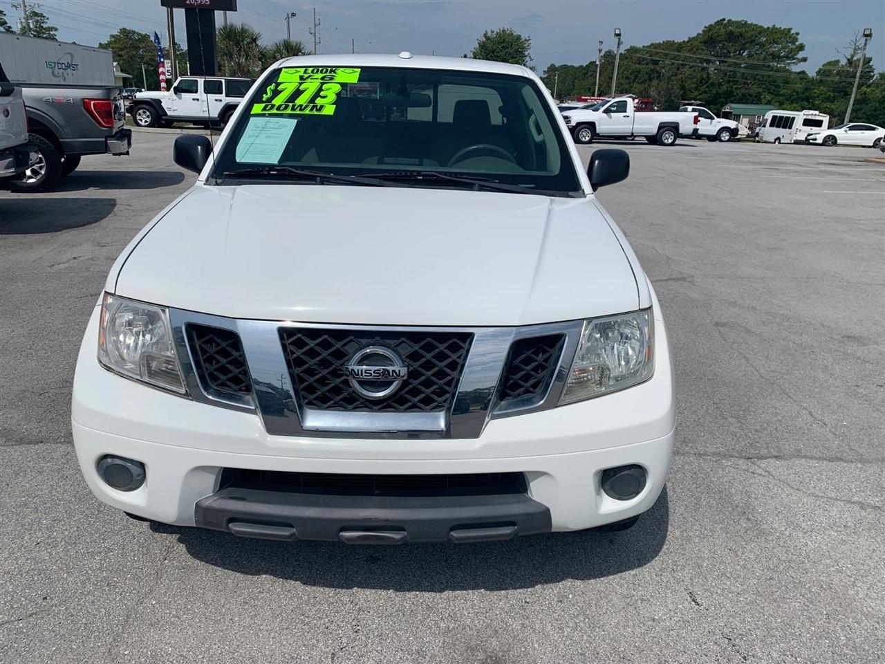 Nissan Frontier S Crew Cab 5AT 2WD 2015
