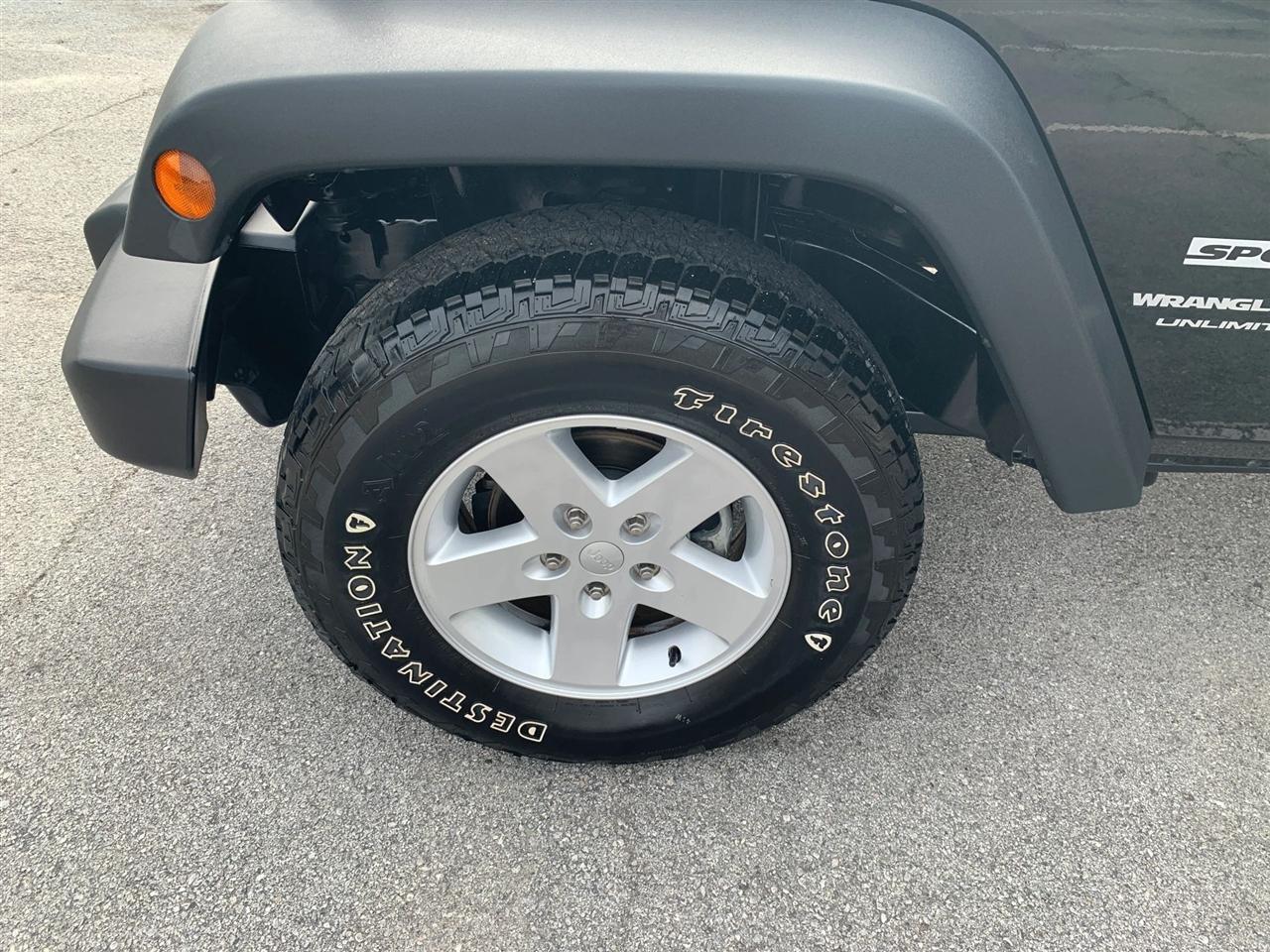 Jeep Wrangler JK Unlimited Sport 4WD 2018