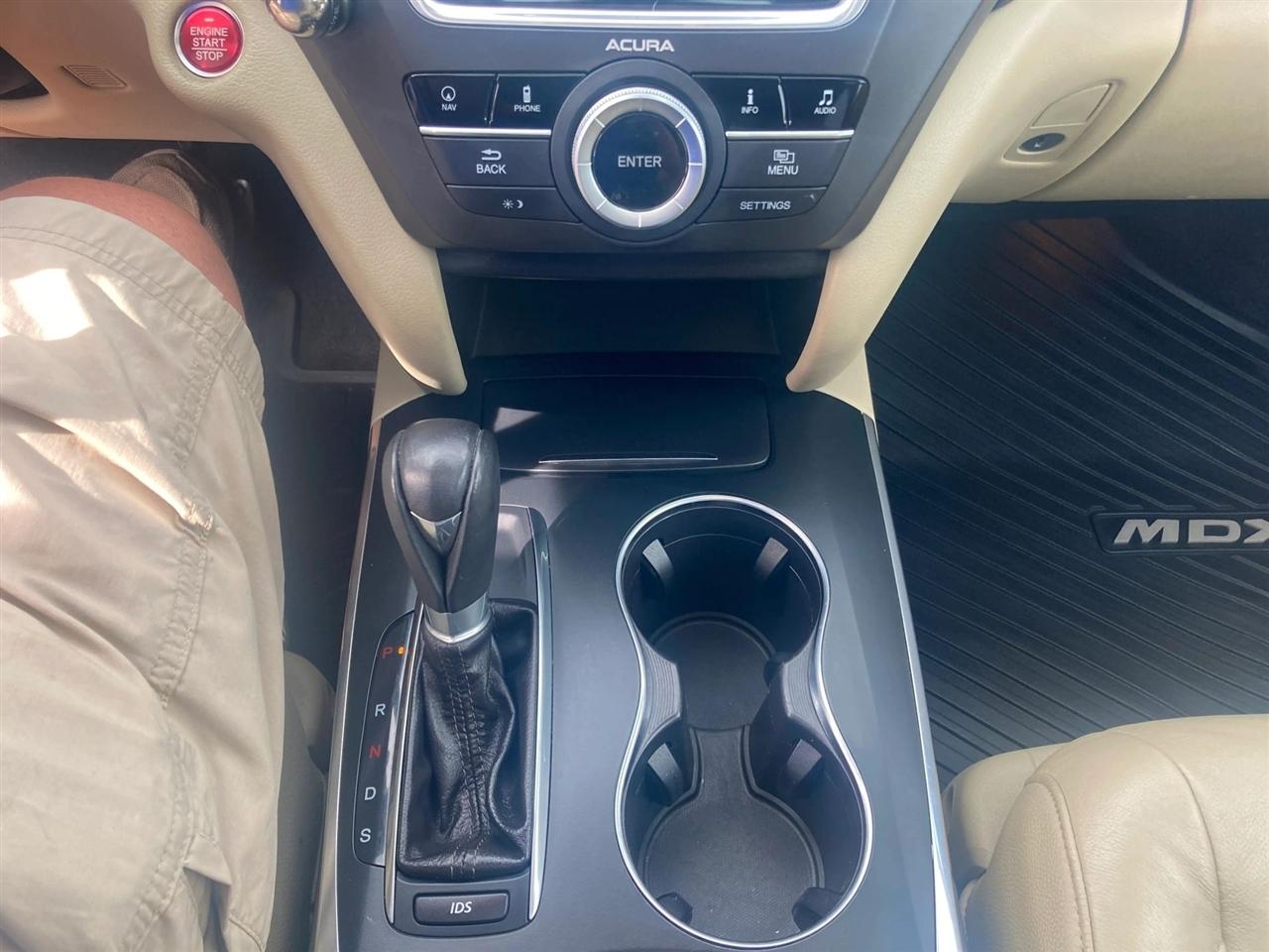 Acura MDX SH-AWD 6-Spd AT w/Tech Package 2015