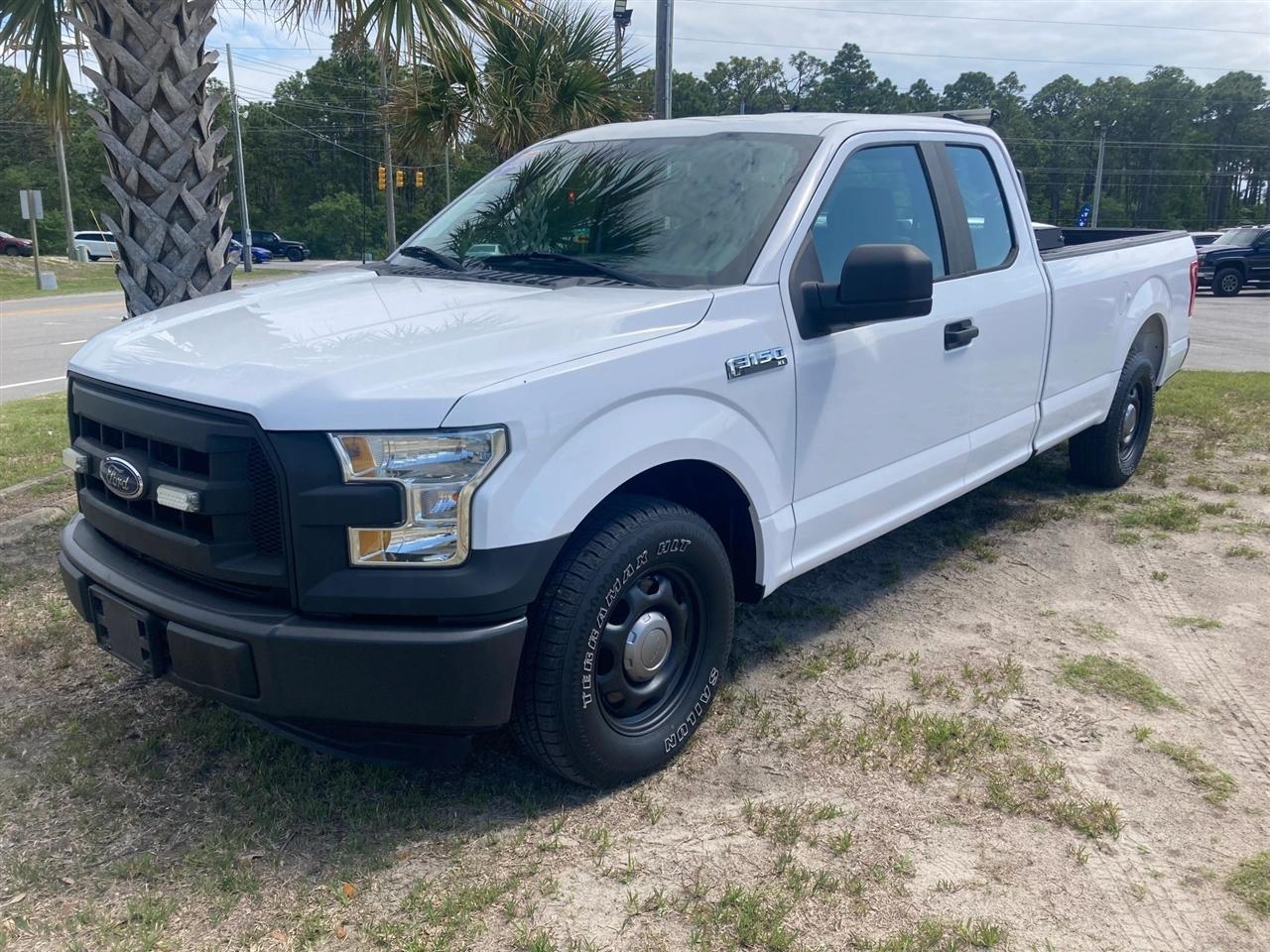 Ford F-150 XL SuperCab 8-ft. 2WD 2016