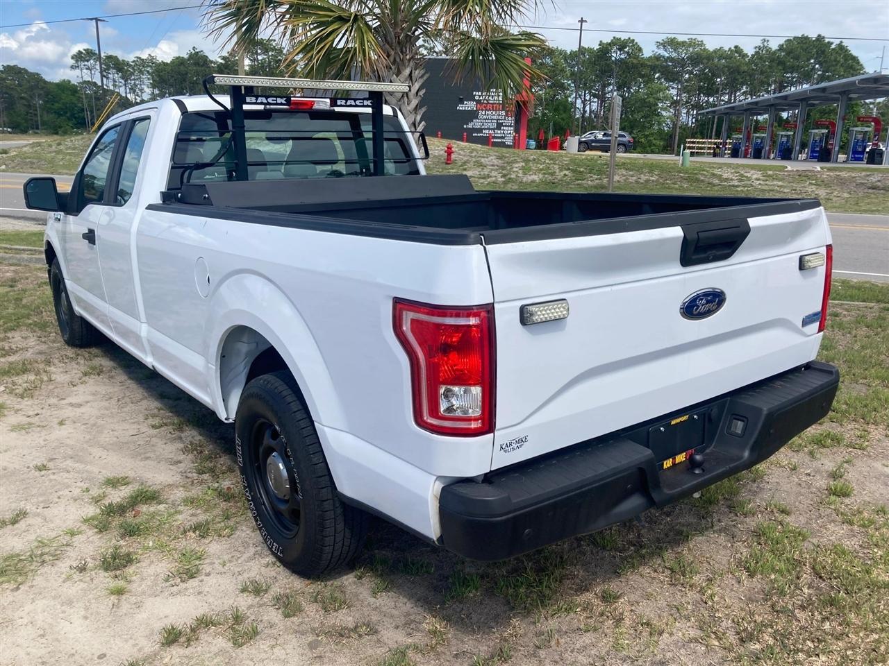 Ford F-150 XL SuperCab 8-ft. 2WD 2016
