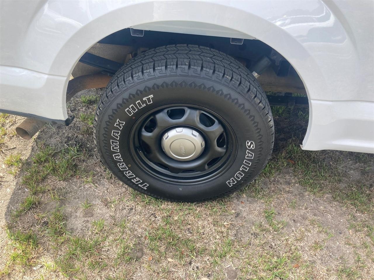 Ford F-150 XL SuperCab 8-ft. 2WD 2016