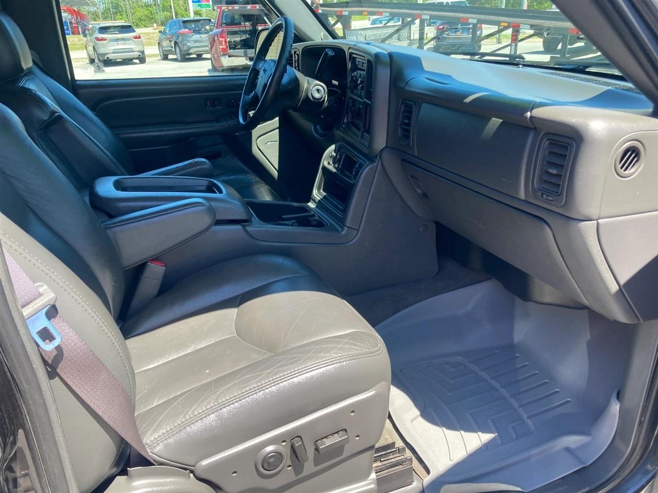 GMC Sierra 1500 SLT Crew Cab Short Bed 4WD 2004
