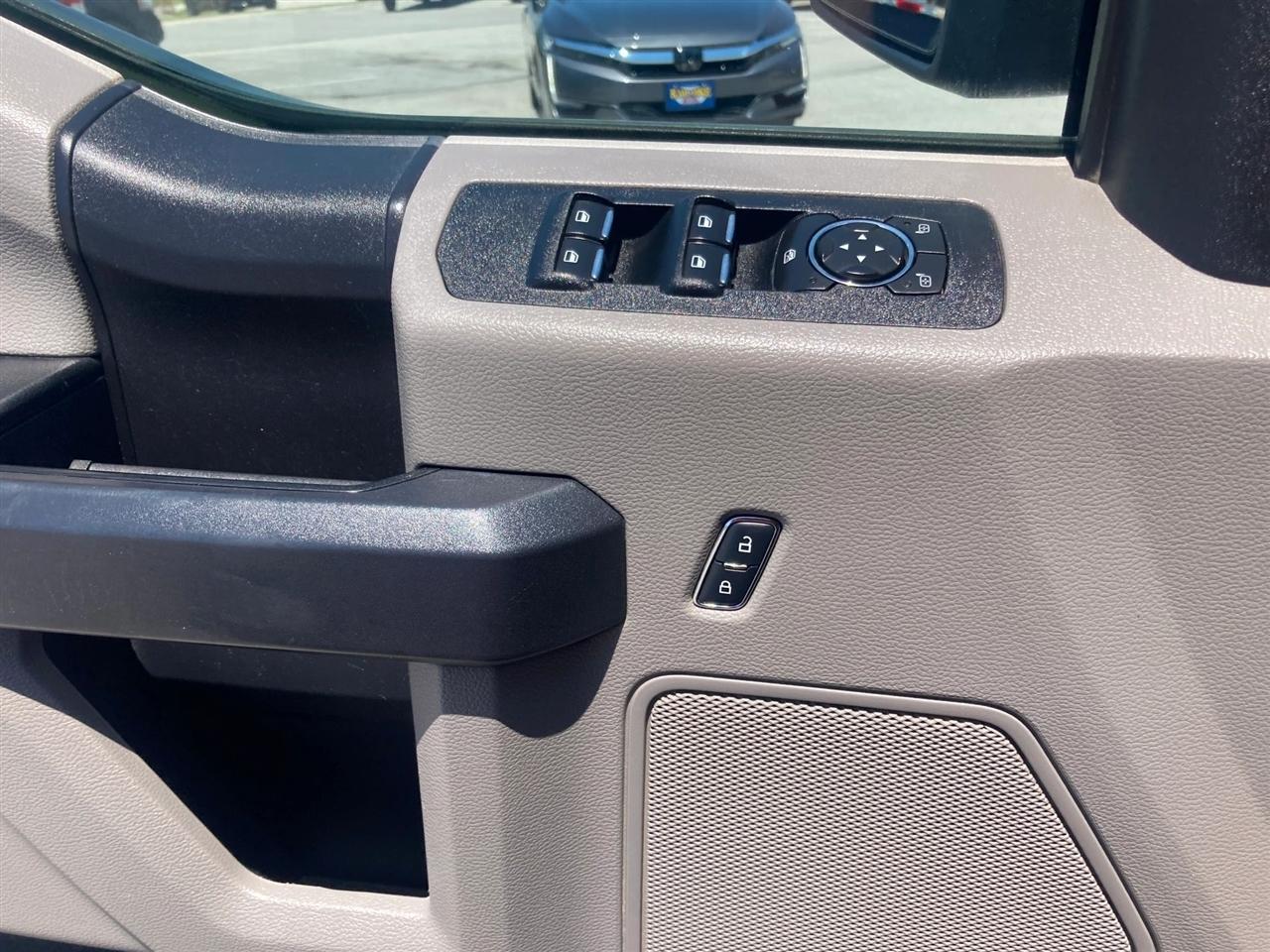 Ford F-150 XL SuperCab 8-ft. 2WD 2018