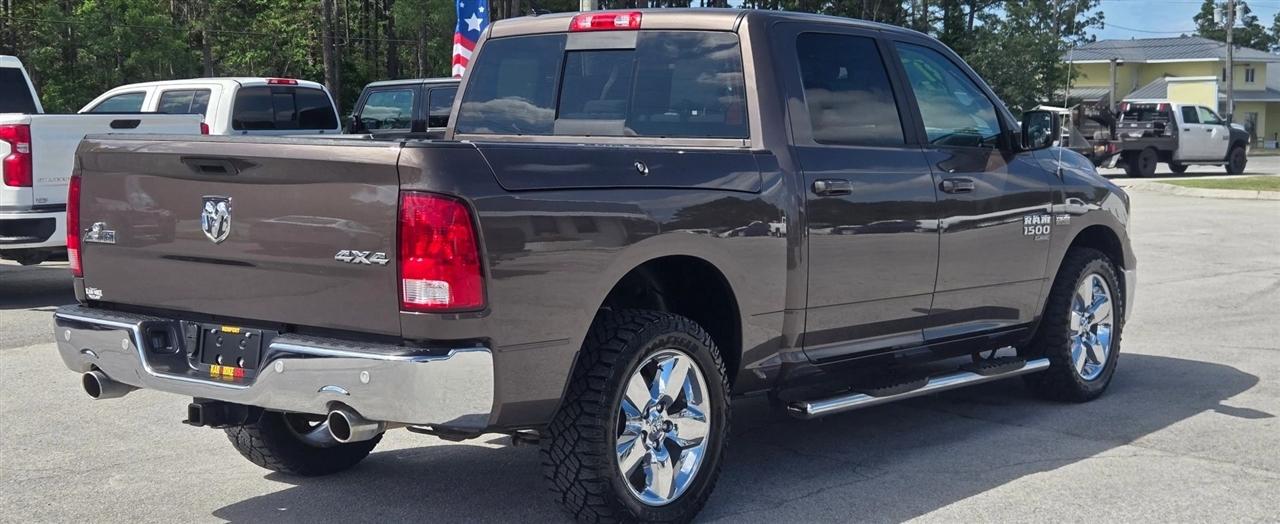 RAM 1500 Classic Tradesman Crew Cab SWB 4WD 2019