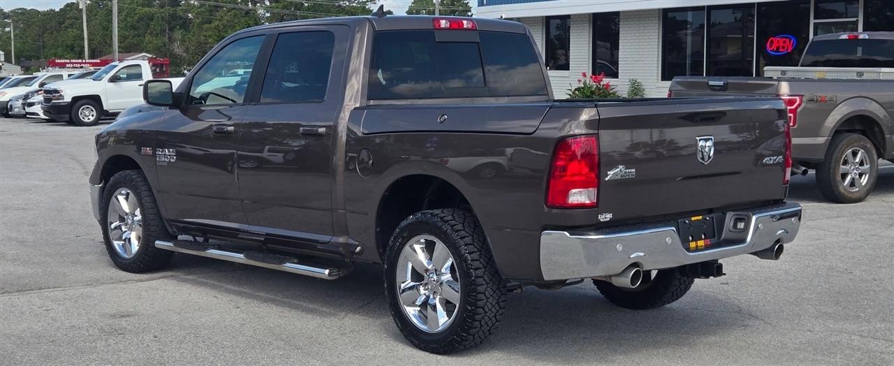 RAM 1500 Classic Tradesman Crew Cab SWB 4WD 2019