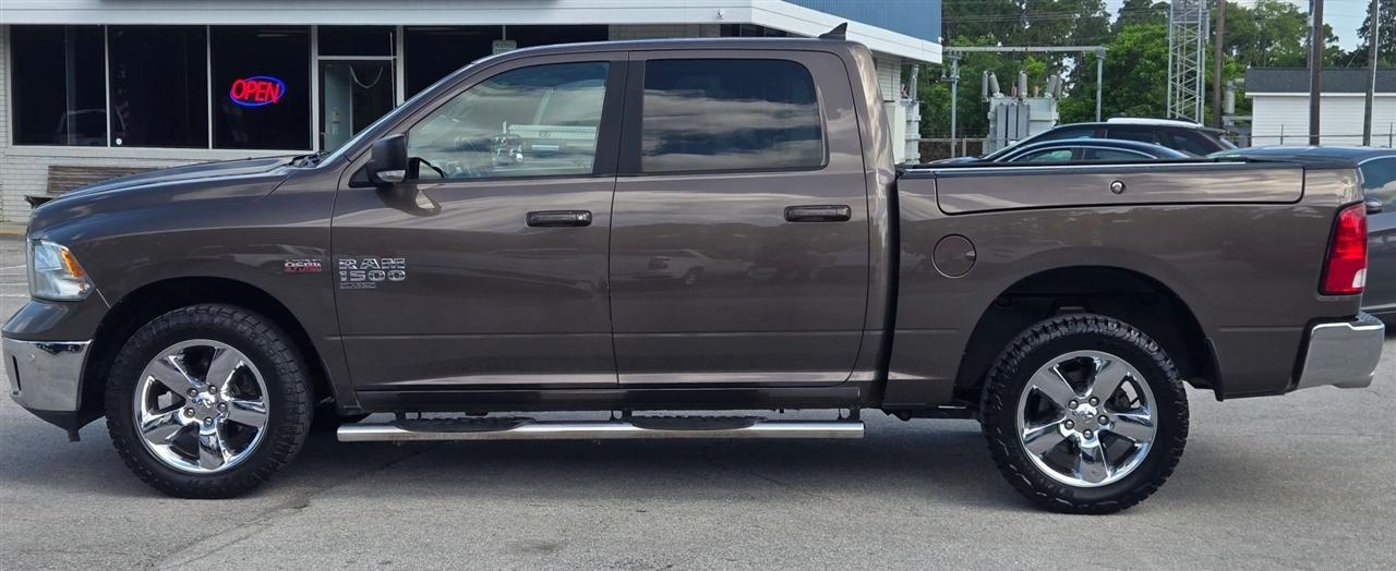 RAM 1500 Classic Tradesman Crew Cab SWB 4WD 2019