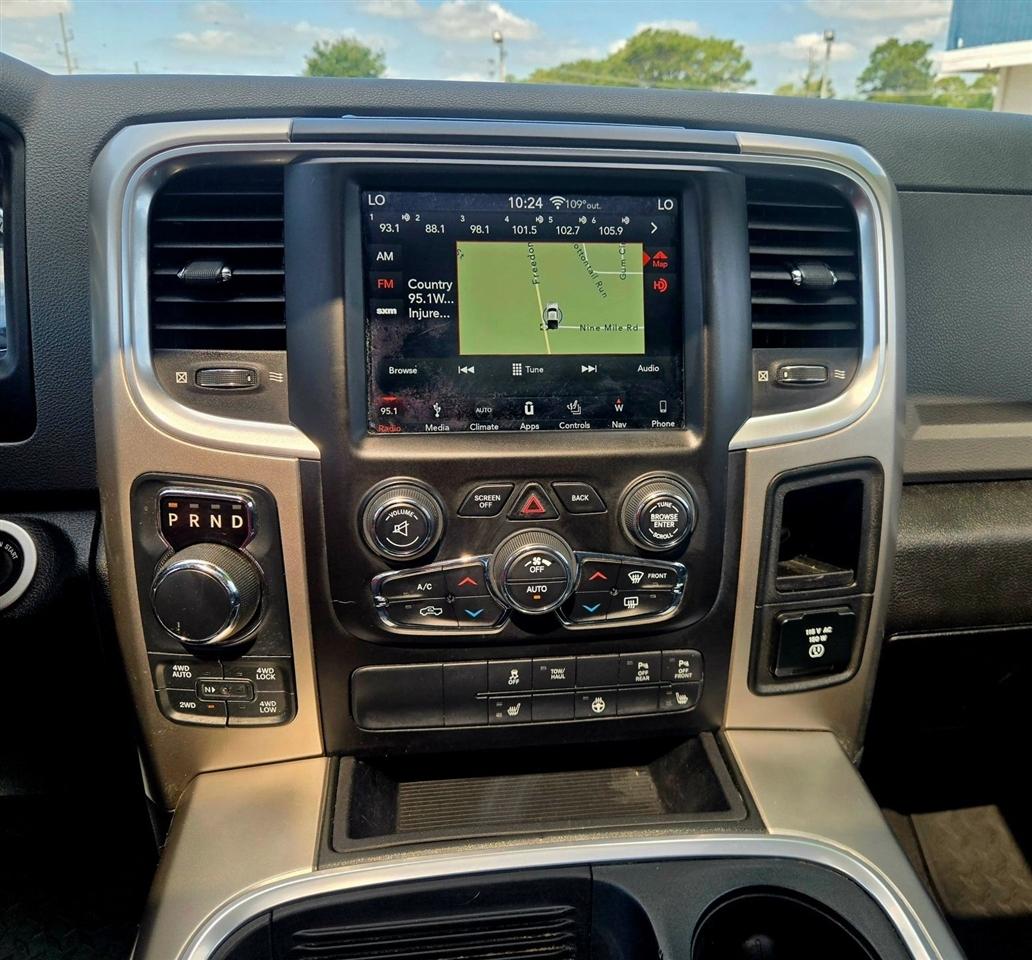 RAM 1500 Classic Tradesman Crew Cab SWB 4WD 2019