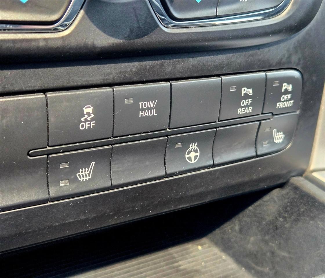 RAM 1500 Classic Tradesman Crew Cab SWB 4WD 2019