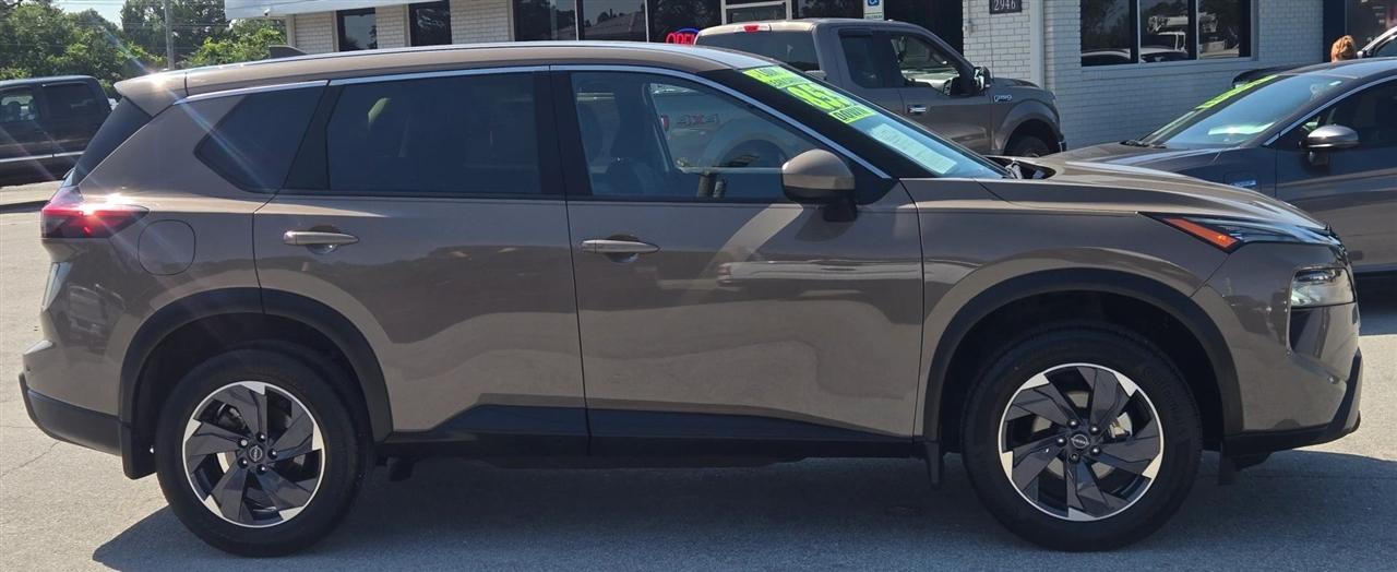 Nissan Rogue SV 2024
