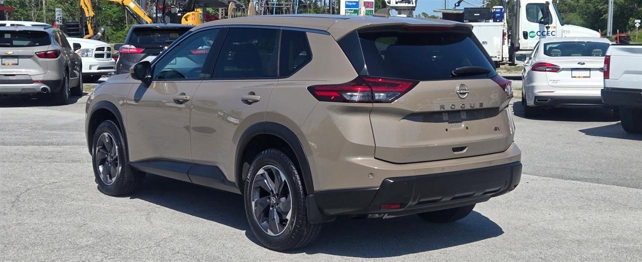Nissan Rogue SV 2024