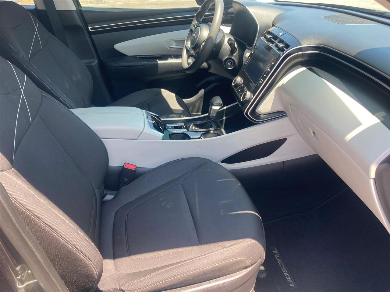 Hyundai Tucson SE 2022