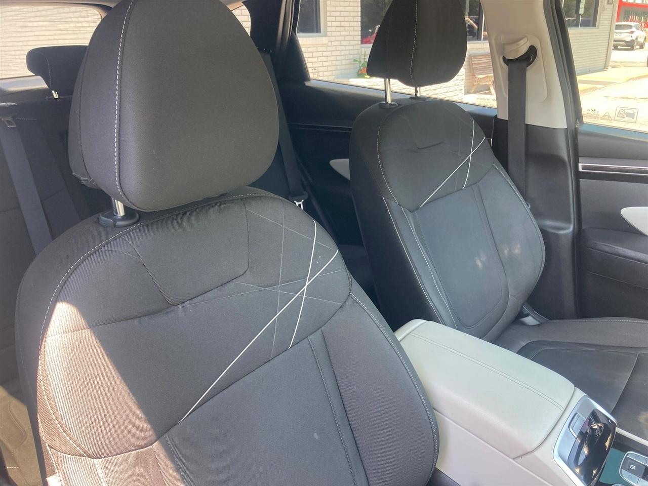 Hyundai Tucson SE 2022
