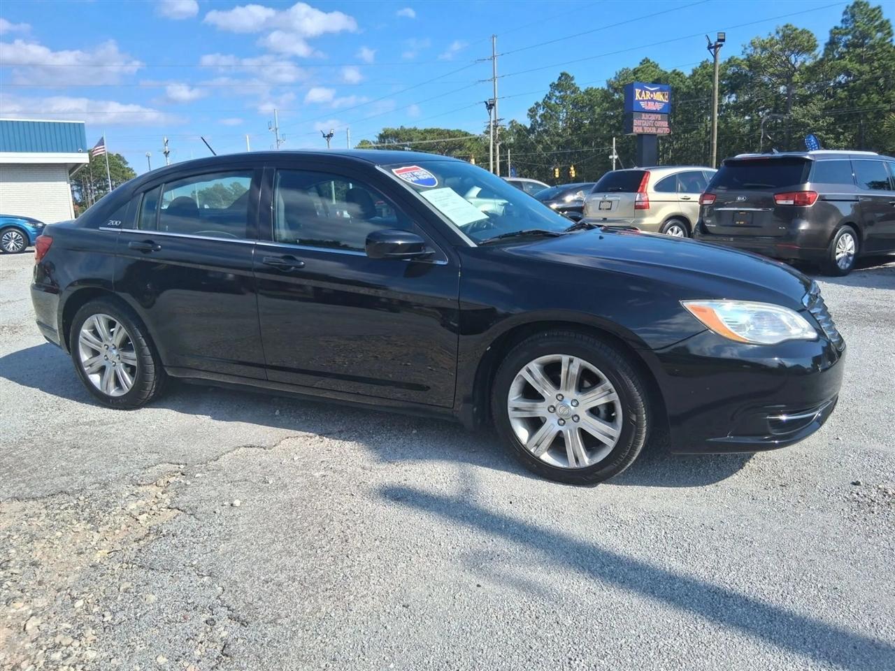 Chrysler 200 Touring 2012