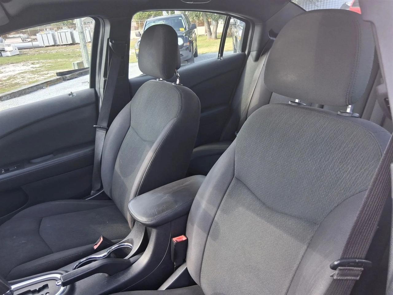 Chrysler 200 Touring 2012