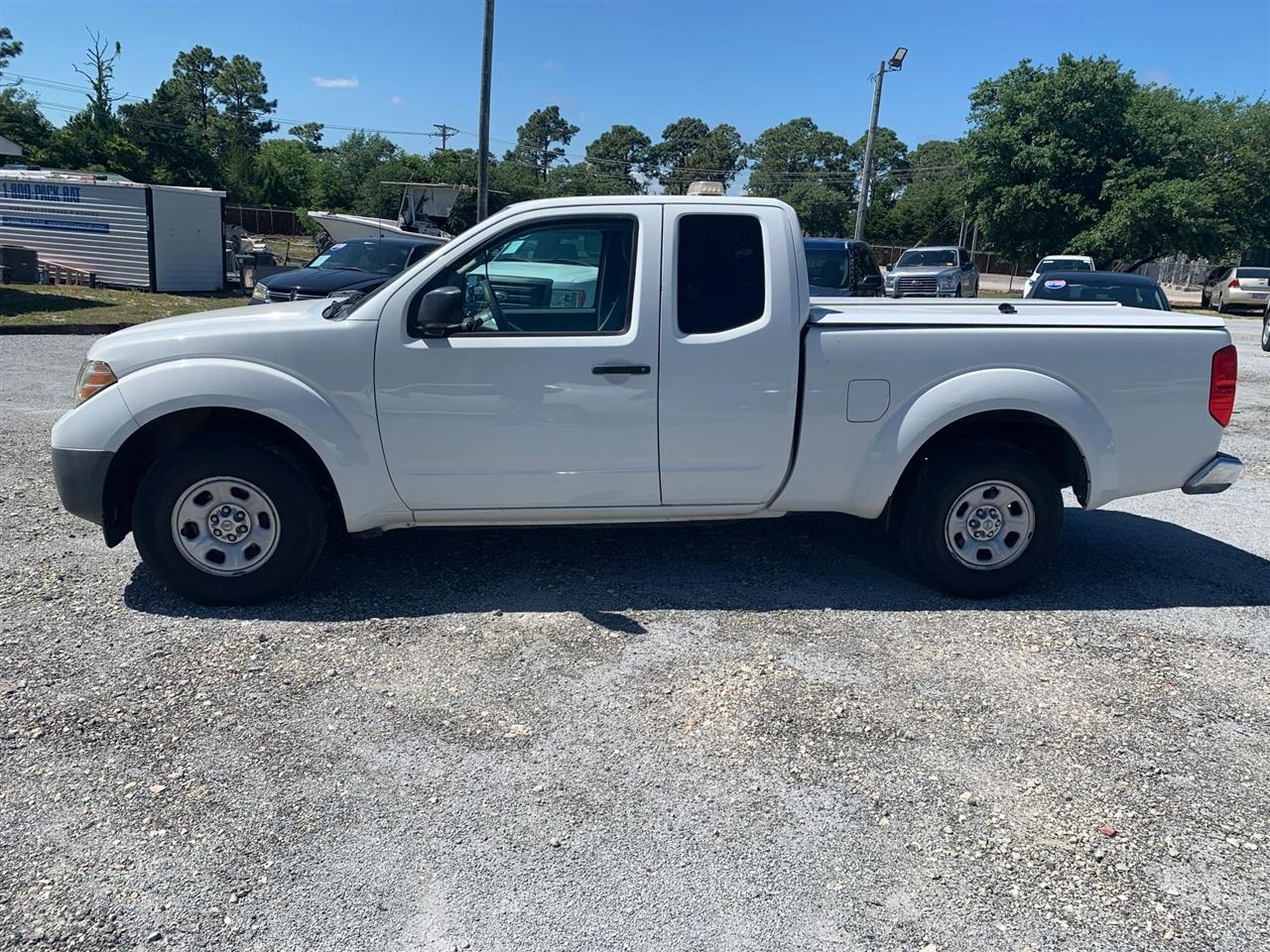 Nissan Frontier S King Cab I4 5MT 2WD 2015