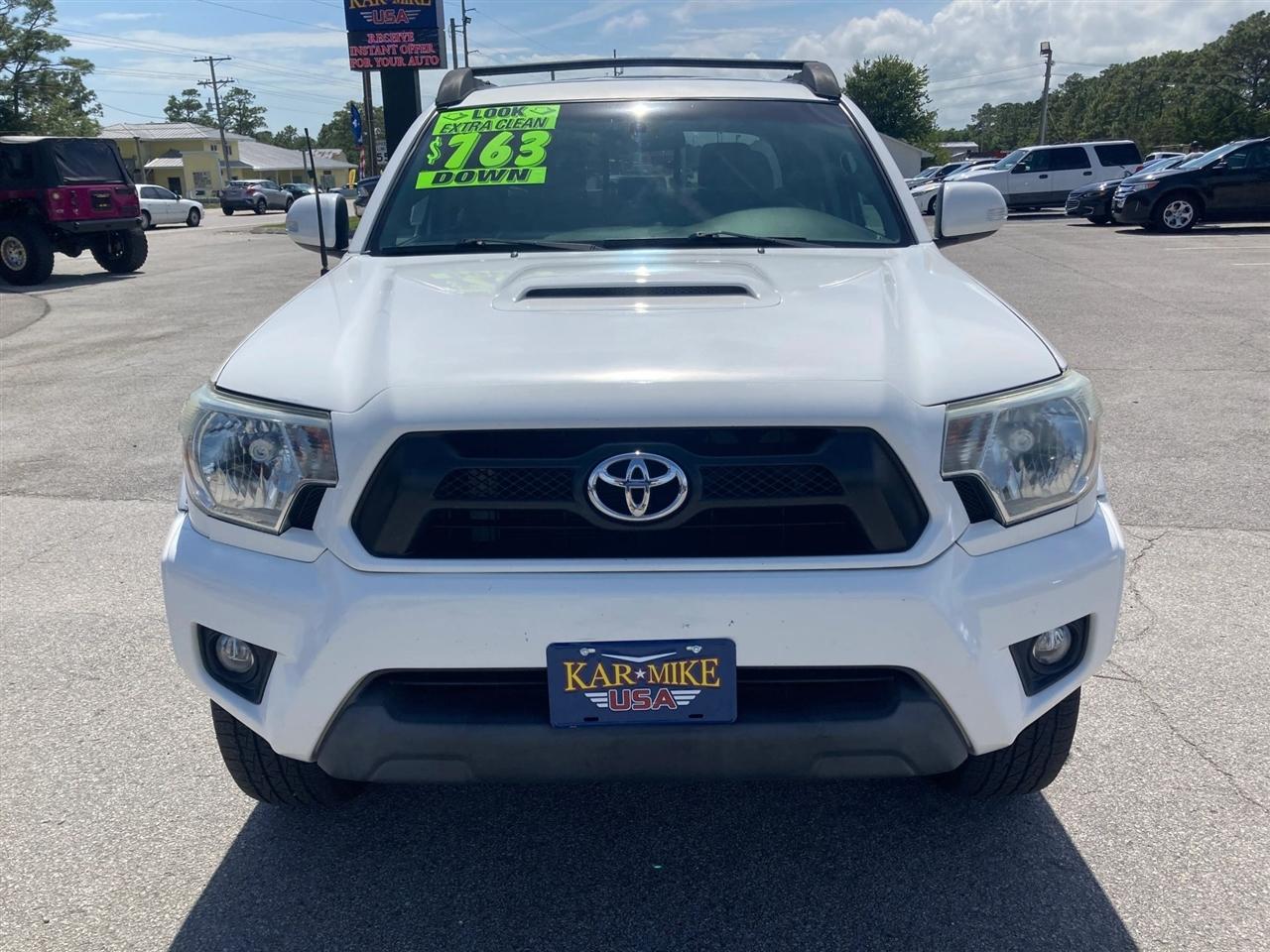 Toyota Tacoma PreRunner Double Cab V6 5AT 2WD 2014