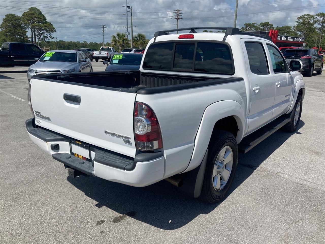 Toyota Tacoma PreRunner Double Cab V6 5AT 2WD 2014