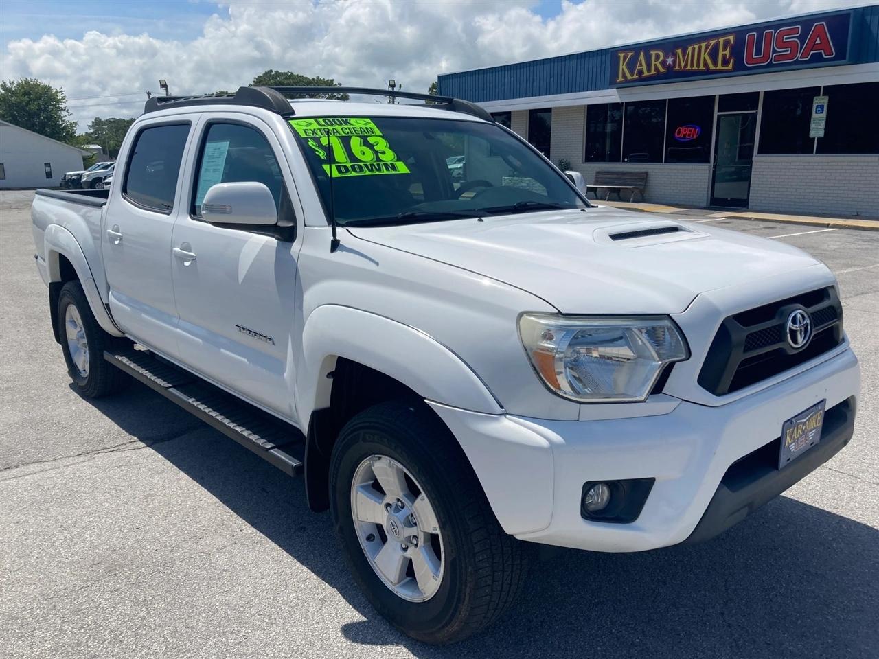 Toyota Tacoma PreRunner Double Cab V6 5AT 2WD 2014
