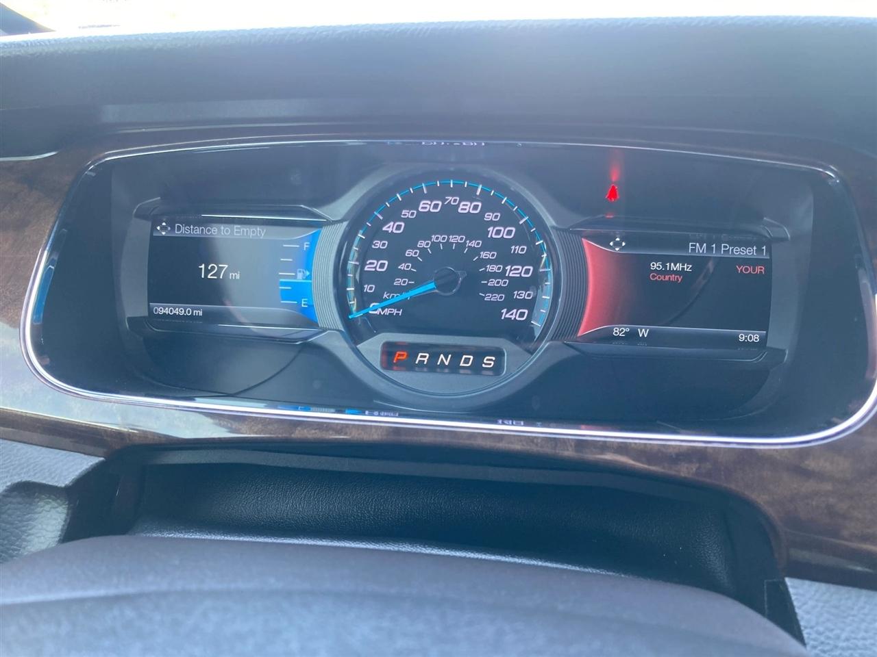 Ford Taurus Limited FWD 2019