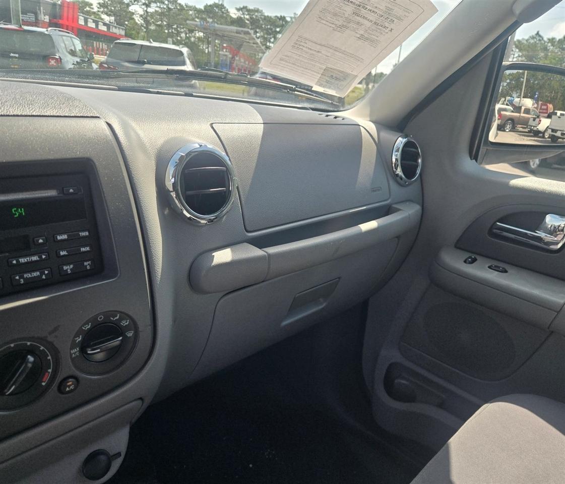 Ford Expedition XLT Sport 4WD 2006