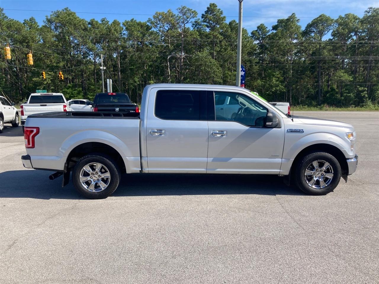Ford F-150 XLT SuperCrew 5.5-ft. Bed 2WD 2017