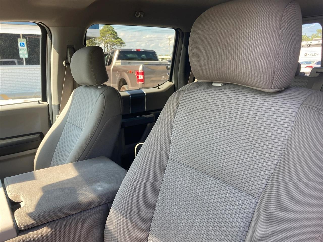 Ford F-150 XLT SuperCrew 5.5-ft. Bed 2WD 2017