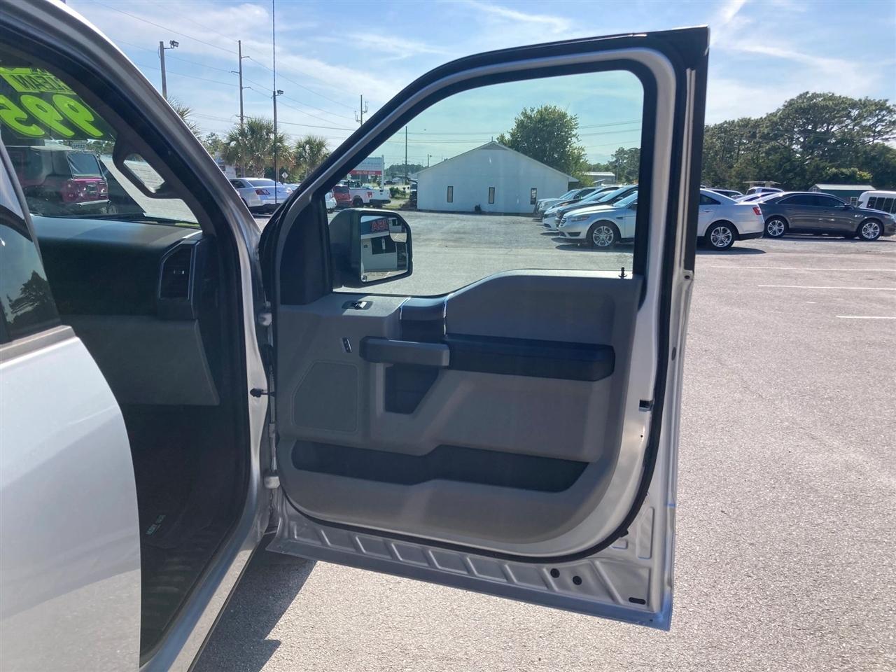 Ford F-150 XLT SuperCrew 5.5-ft. Bed 2WD 2017