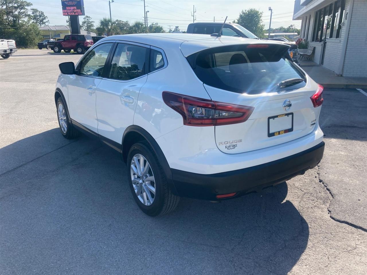 Nissan Rogue Sport S AWD 2022