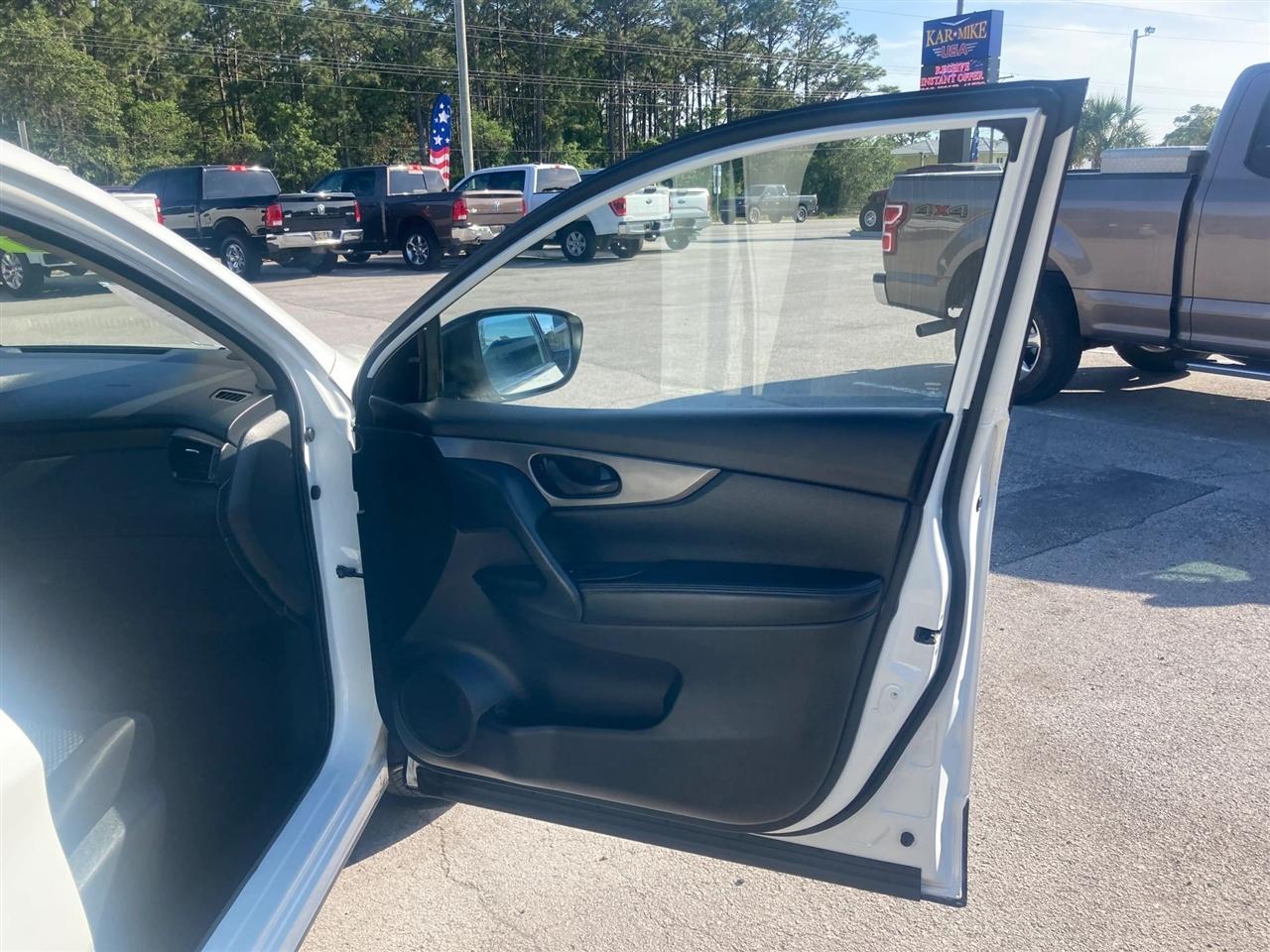 Nissan Rogue Sport S AWD 2022