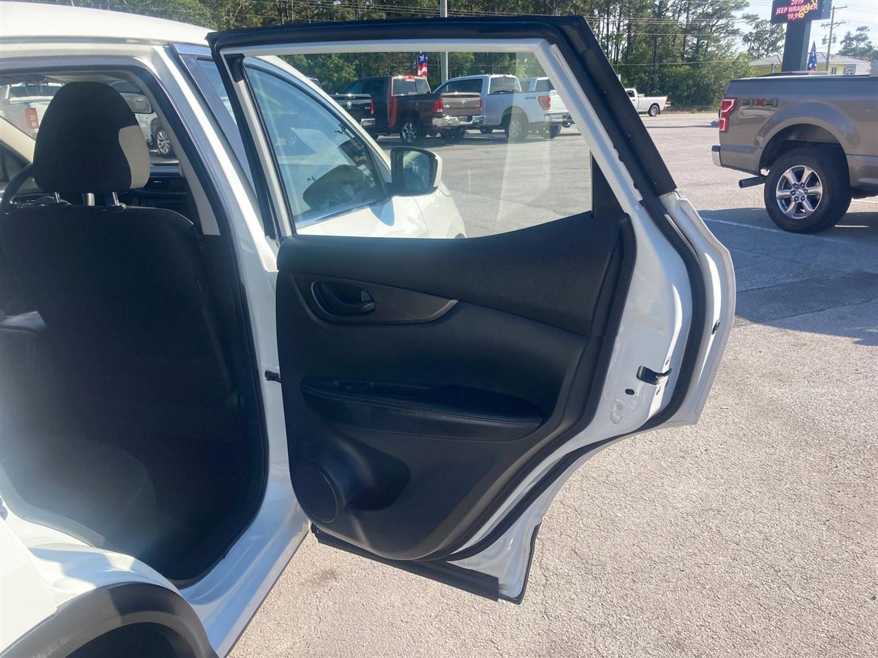 Nissan Rogue Sport S AWD 2022