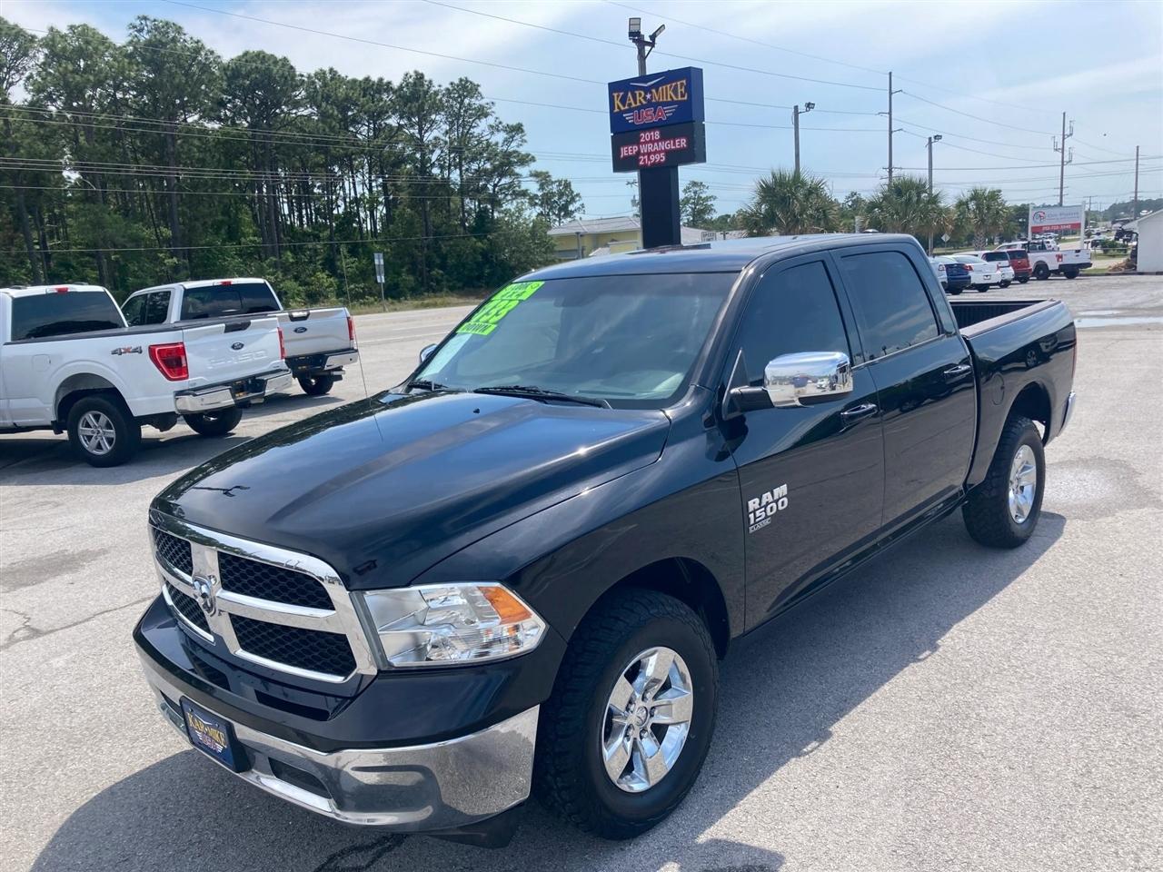 RAM 1500 Classic Tradesman Crew Cab SWB 4WD 2021