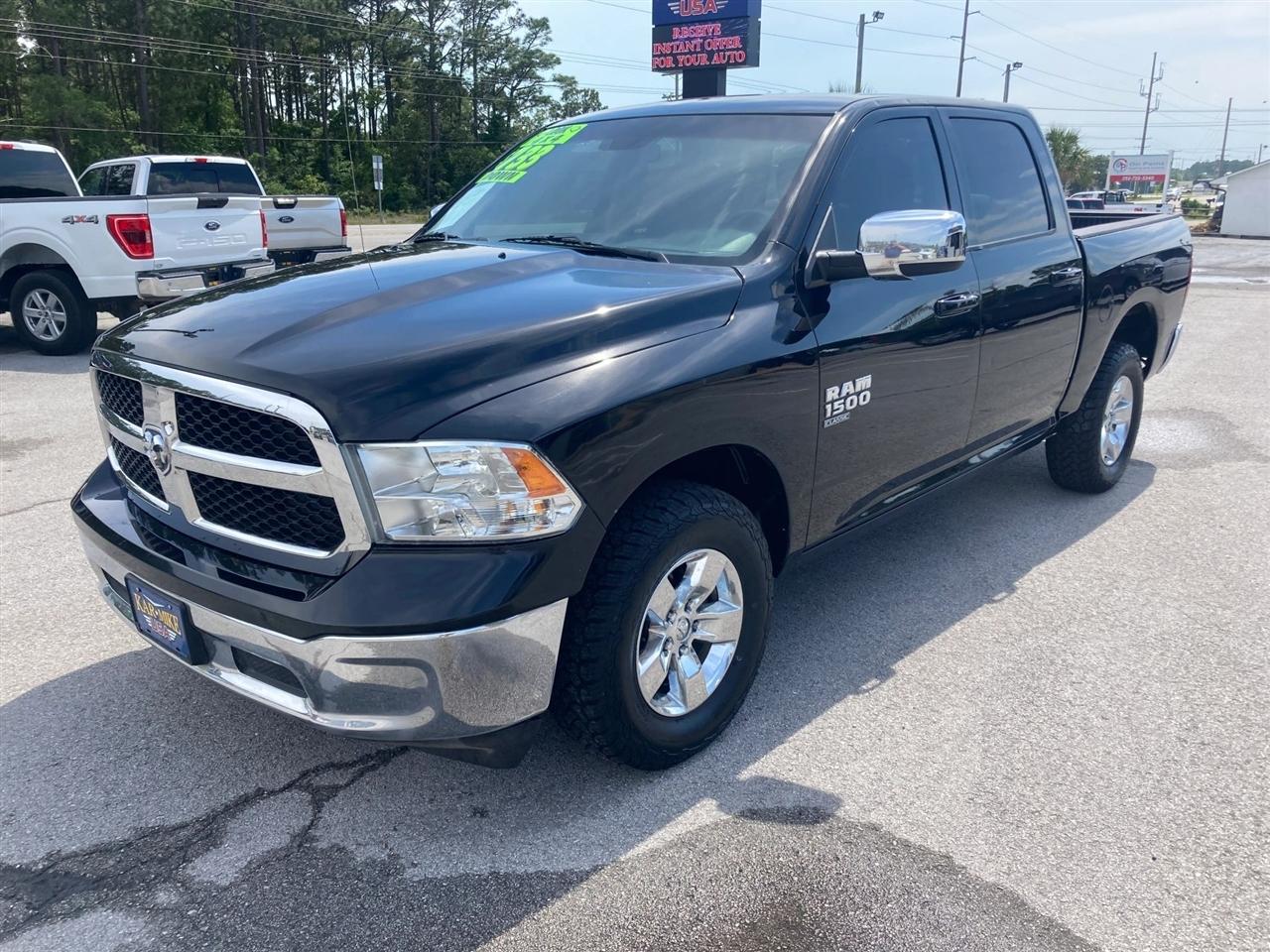 RAM 1500 Classic Tradesman Crew Cab SWB 4WD 2021