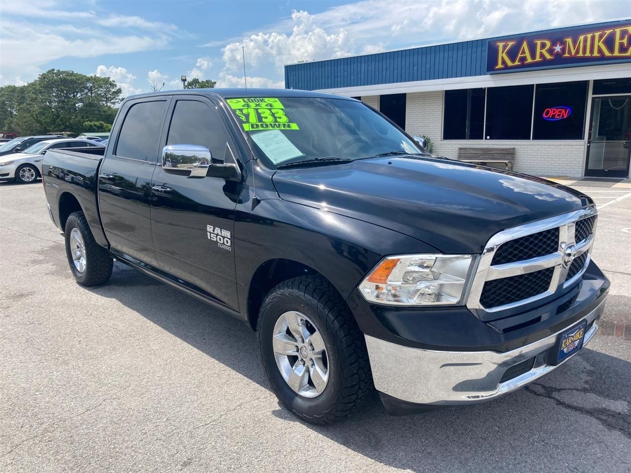 RAM 1500 Classic Tradesman Crew Cab SWB 4WD 2021