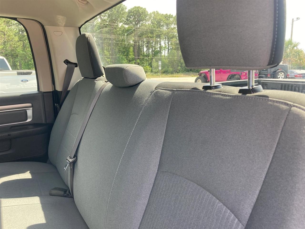 RAM 1500 Classic Tradesman Crew Cab SWB 4WD 2021