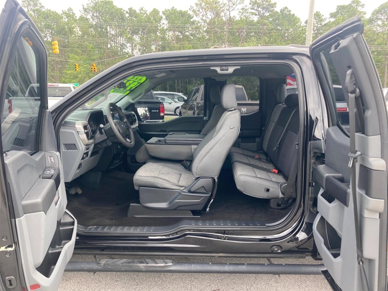 Ford F-150 XL SuperCab 6.5-ft. Bed 4WD 2022