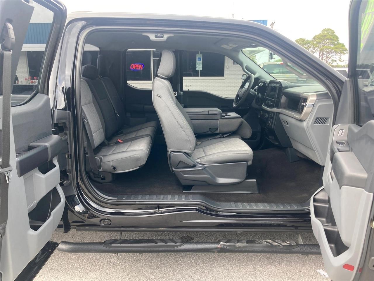 Ford F-150 XL SuperCab 6.5-ft. Bed 4WD 2022