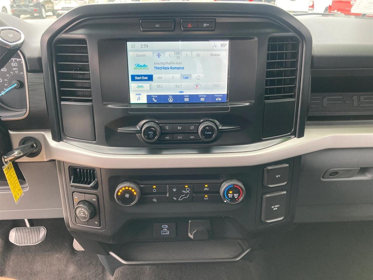 Ford F-150 XL SuperCab 6.5-ft. Bed 4WD 2022