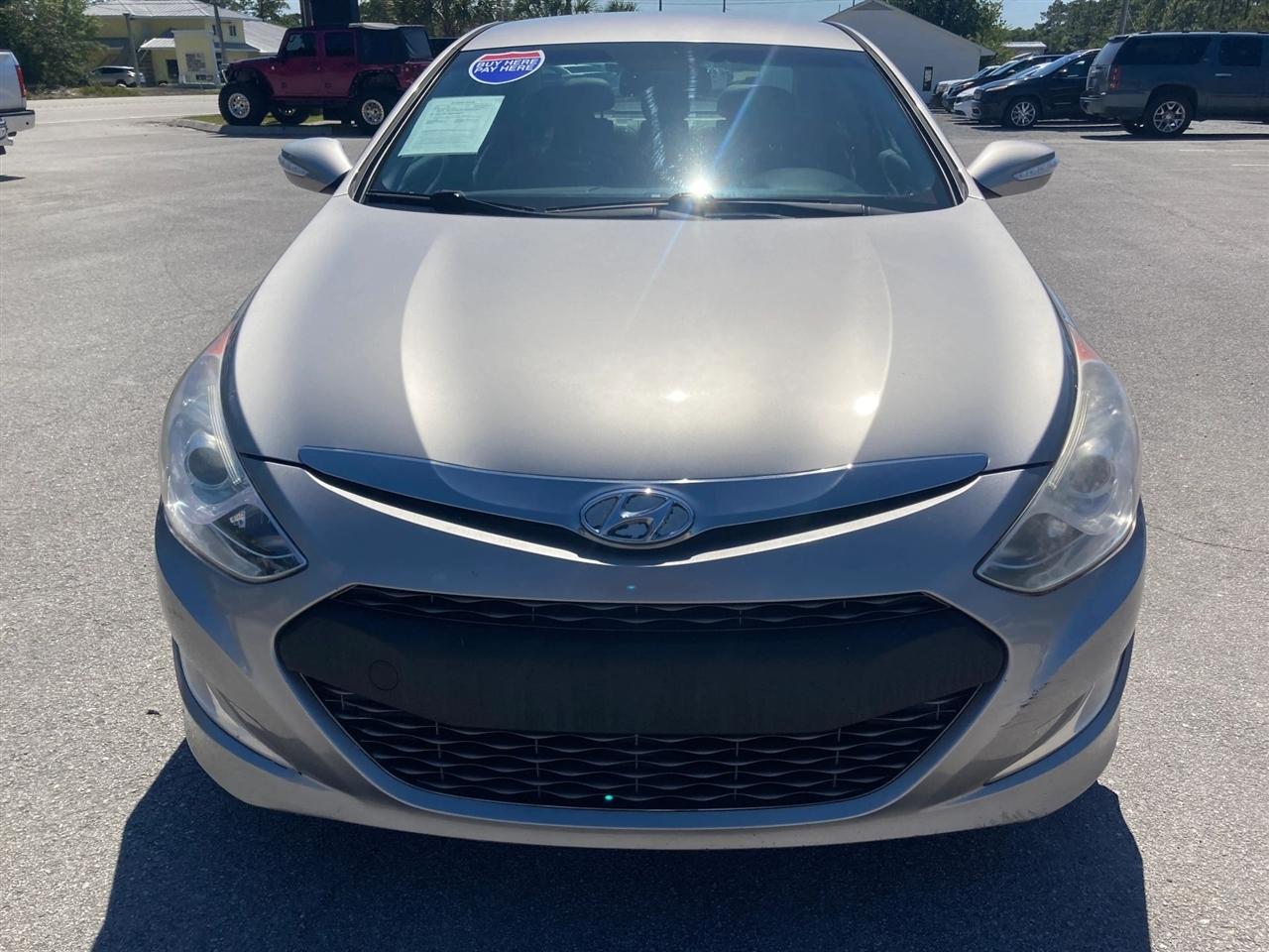 Hyundai Sonata Hybrid Sedan 2013