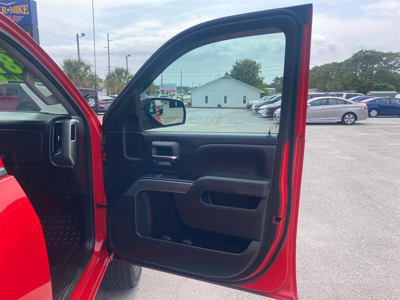 Chevrolet Silverado 1500 LT Double Cab 4WD 2018