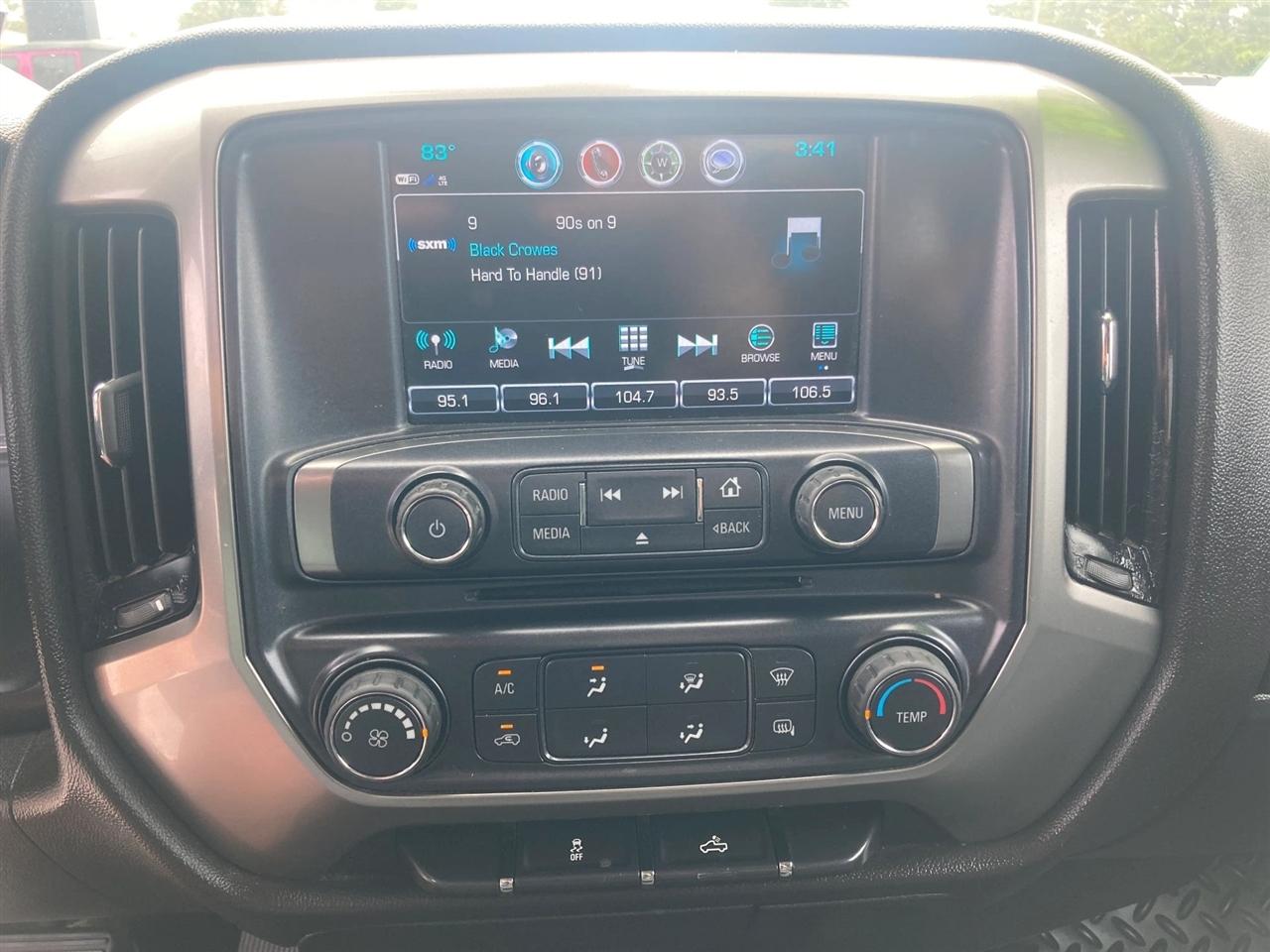 Chevrolet Silverado 1500 LT Double Cab 4WD 2018