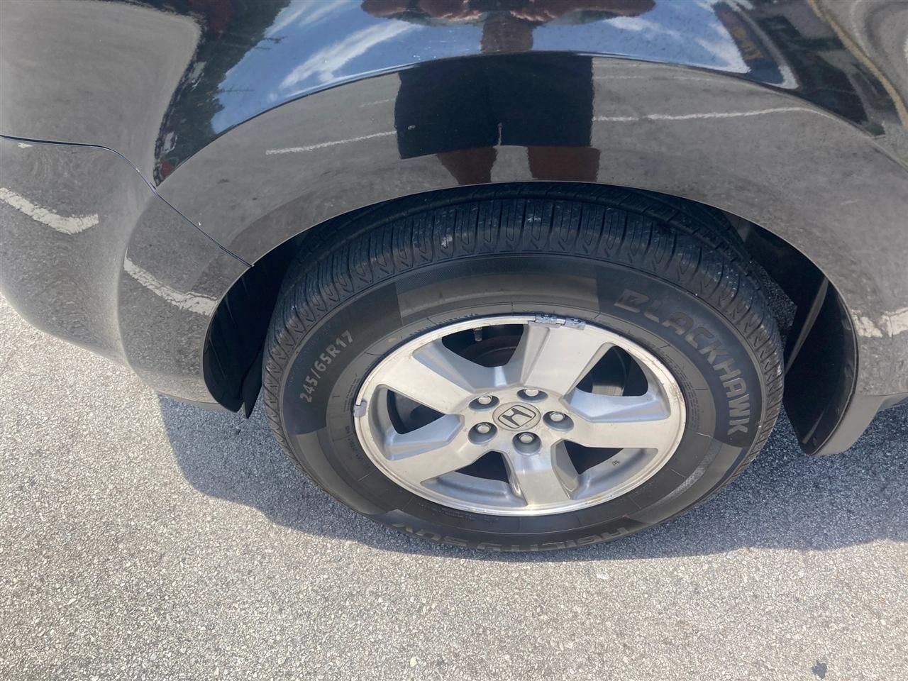 Honda Pilot EX-L 4WD 5-Spd AT with Navigation 2011