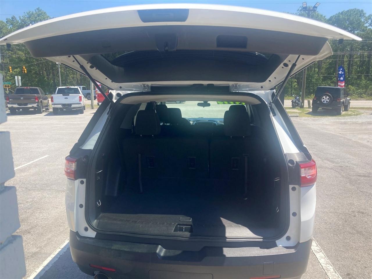 Chevrolet Traverse LS FWD 2020