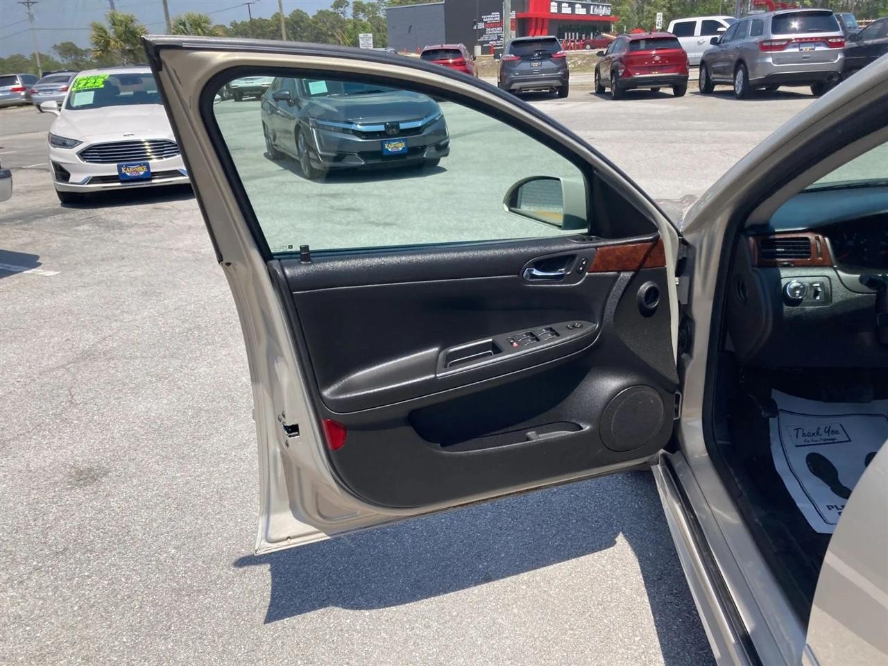 Chevrolet Impala LS 2011