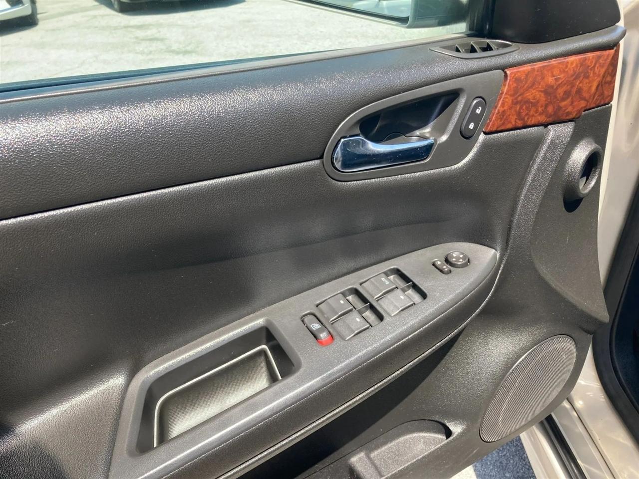 Chevrolet Impala LS 2011