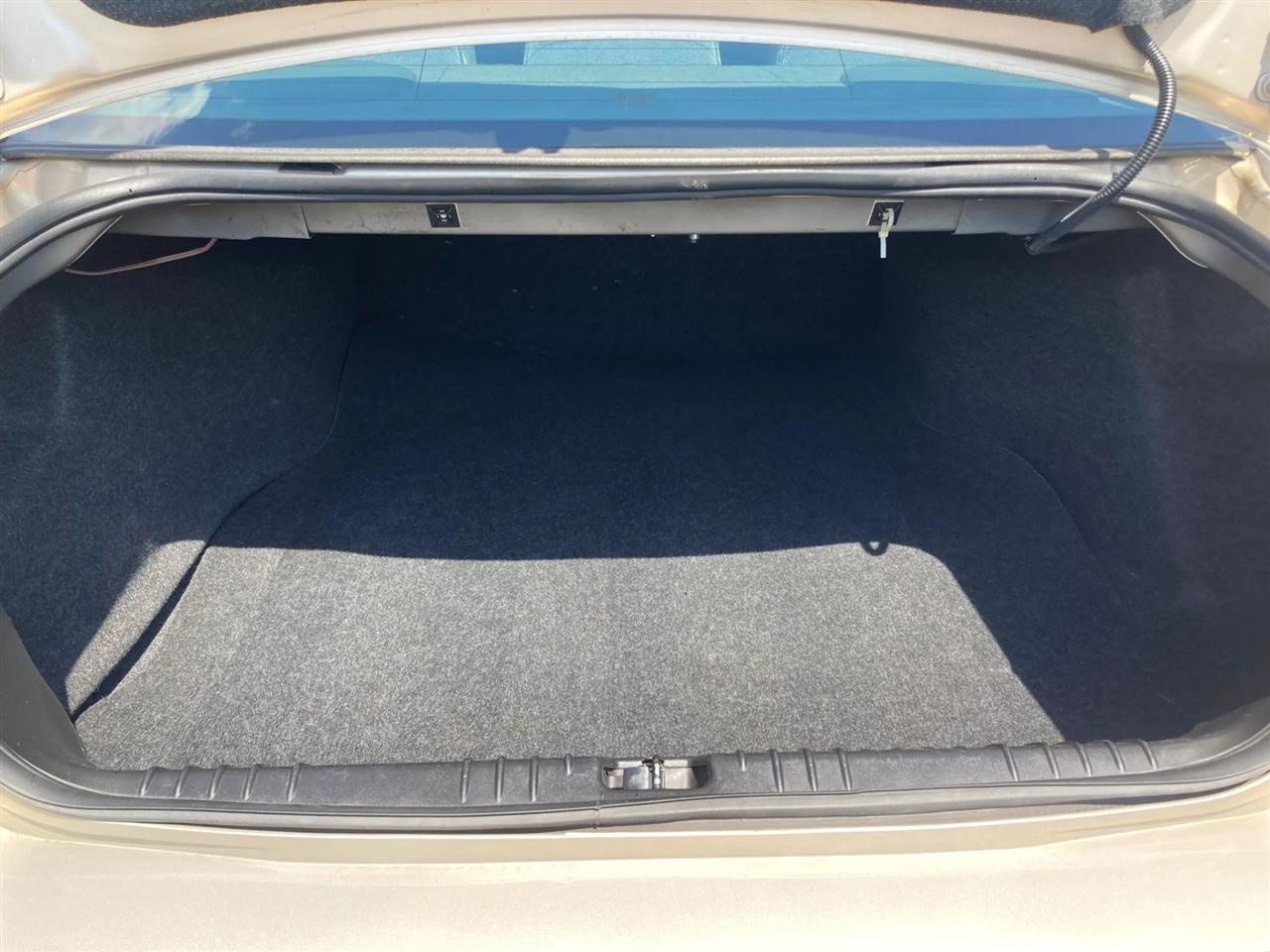 Chevrolet Impala LS 2011