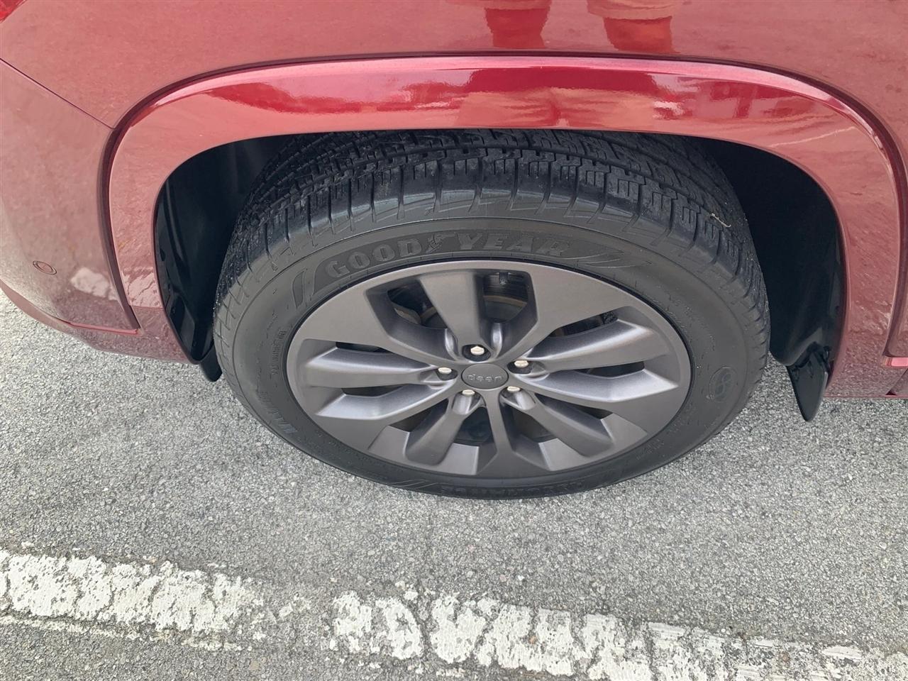 Jeep Cherokee Limited FWD 2020