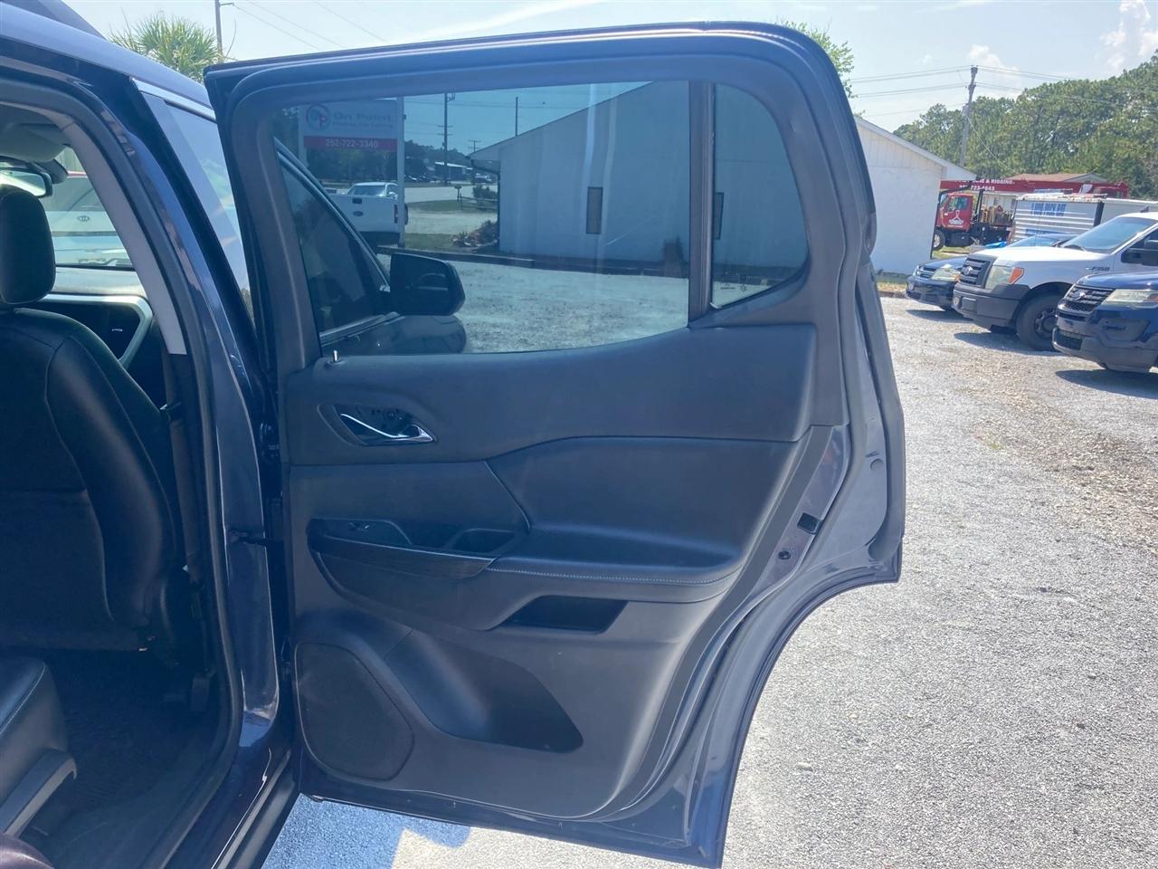 GMC Acadia SLT-1 FWD 2019