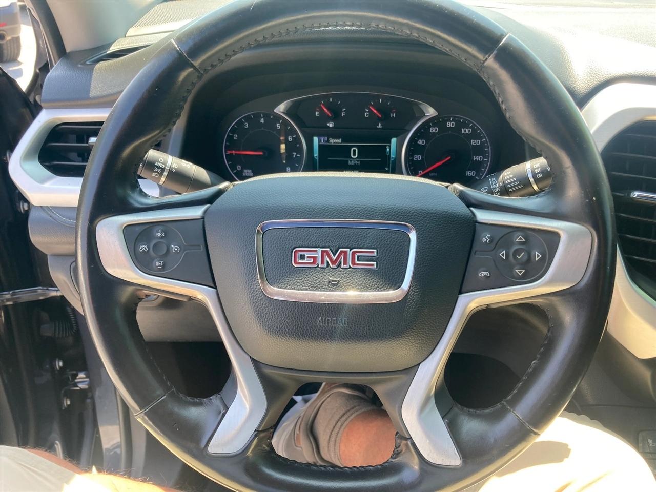 GMC Acadia SLT-1 FWD 2019