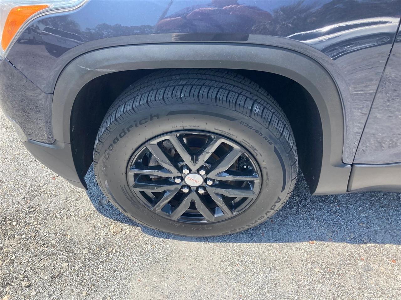 GMC Acadia SLT-1 FWD 2019